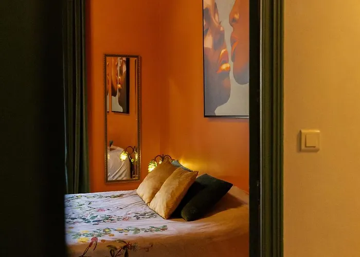 Chez Gertrude Apartment